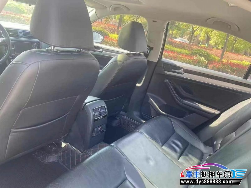 18年大众速腾轿车抵押车出售