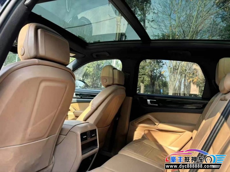 19年保时捷卡宴轿车抵押车出售