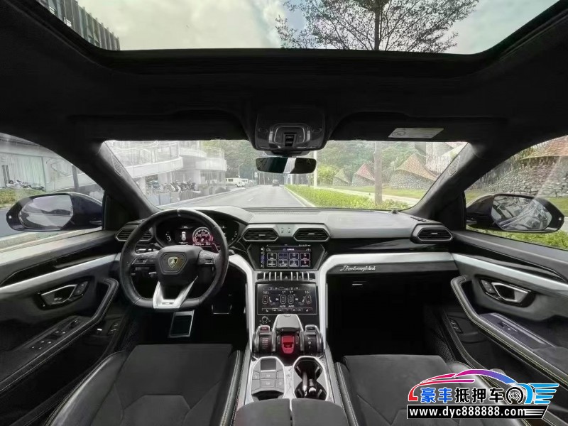 18年兰博基尼Urus轿车抵押车出售