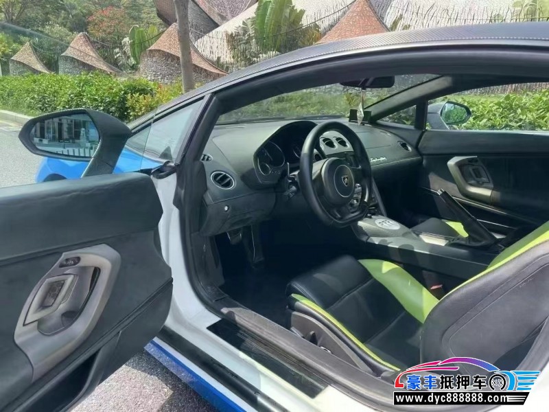 13年兰博基尼Gallardo轿车抵押车出售