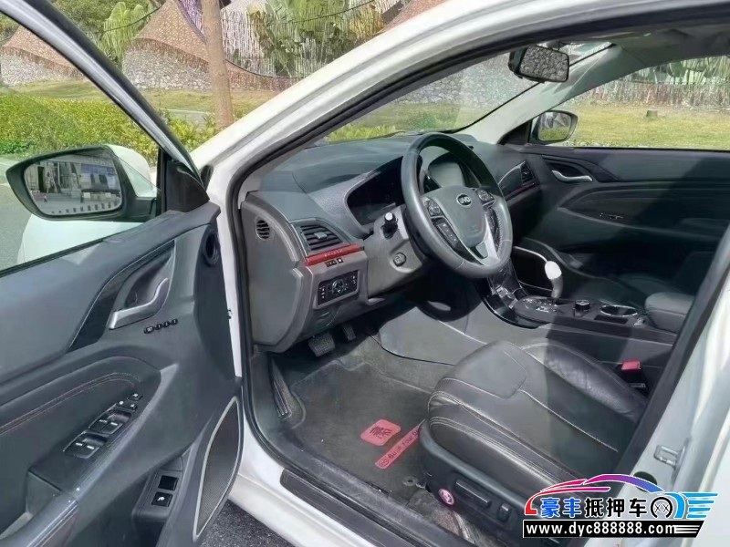 15年比亚迪秦轿车抵押车出售