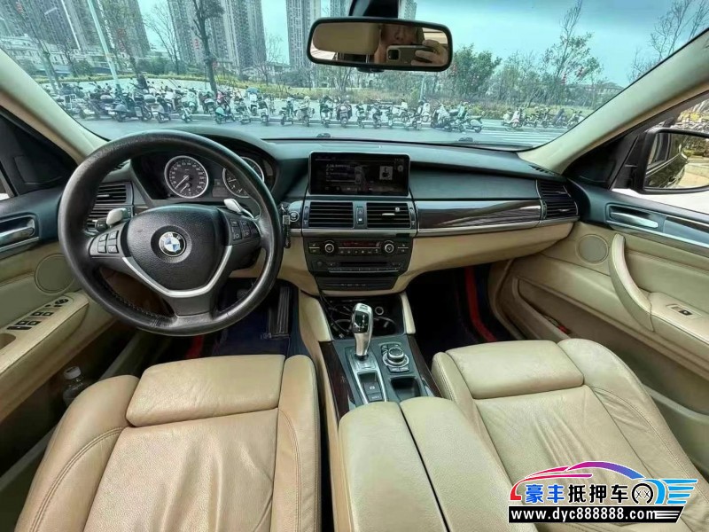 10年宝马X6轿车抵押车出售