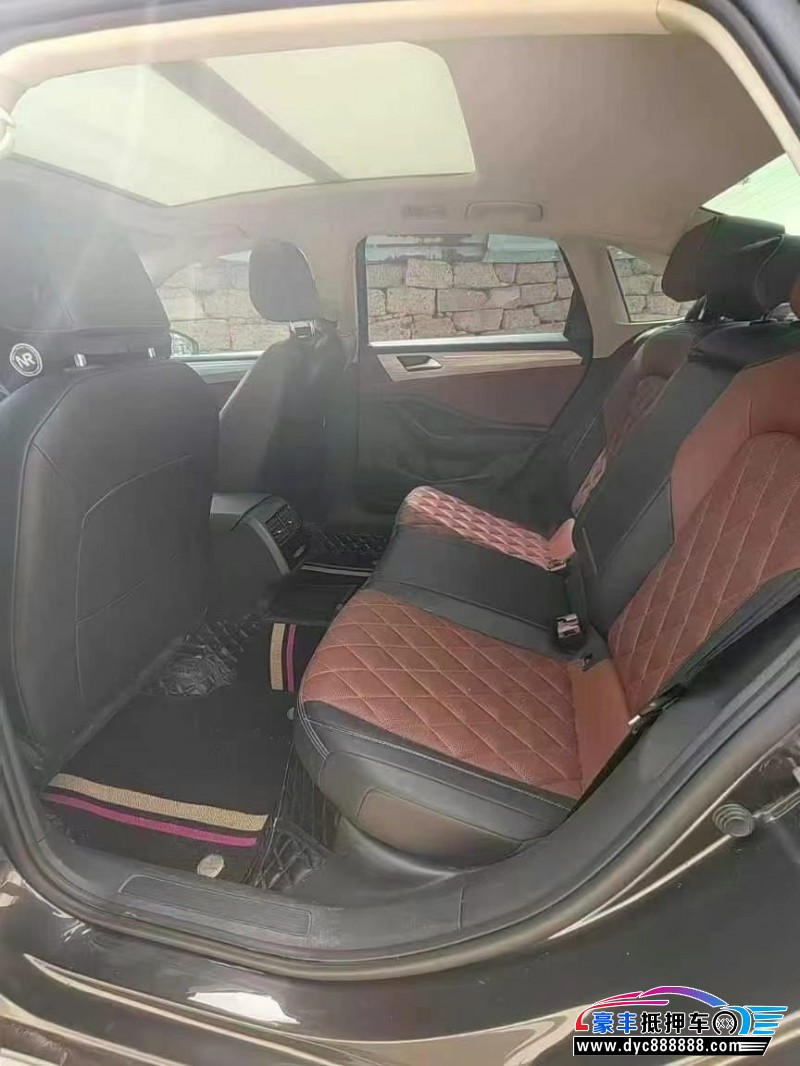 22年大众速腾轿车抵押车出售