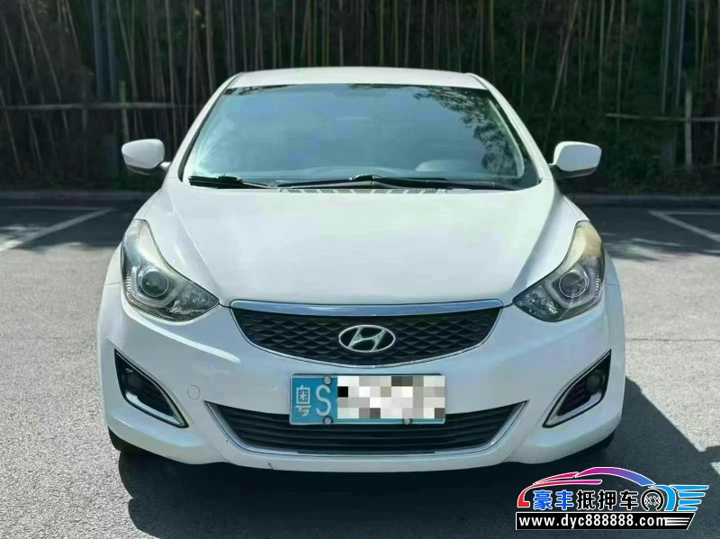 17年现代朗动轿车抵押车出售