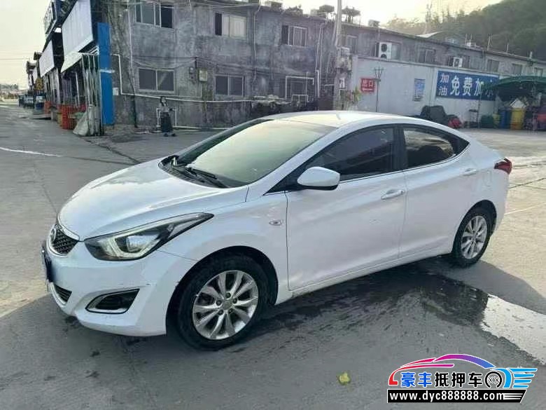 18年现代朗动轿车抵押车出售