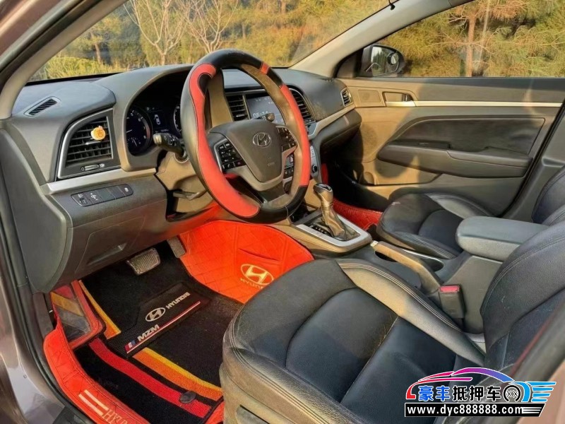 17年现代领动轿车抵押车出售