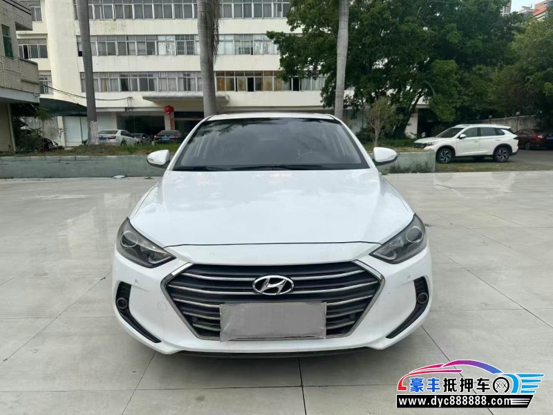 16年现代领动轿车抵押车出售