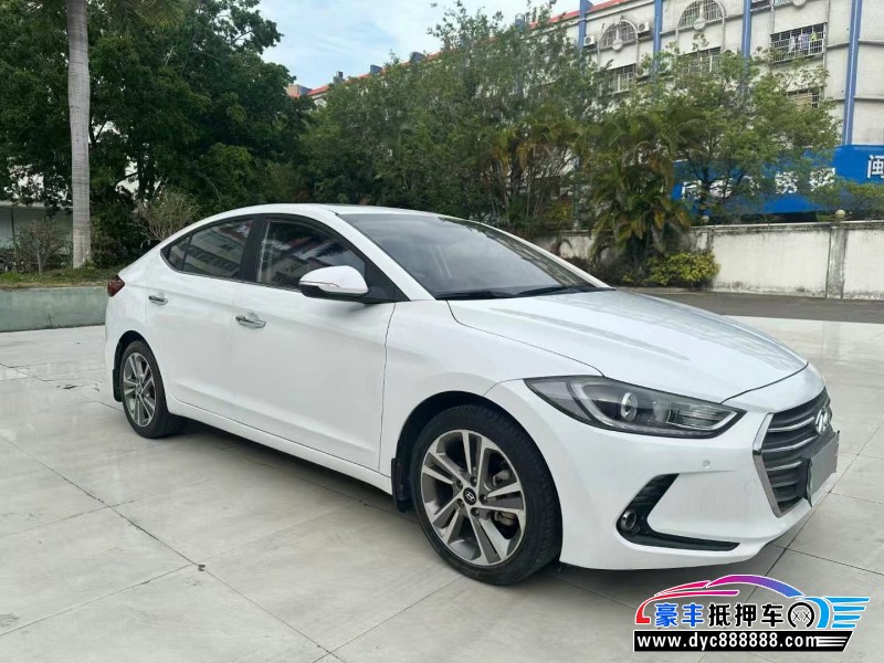 16年现代领动轿车抵押车出售