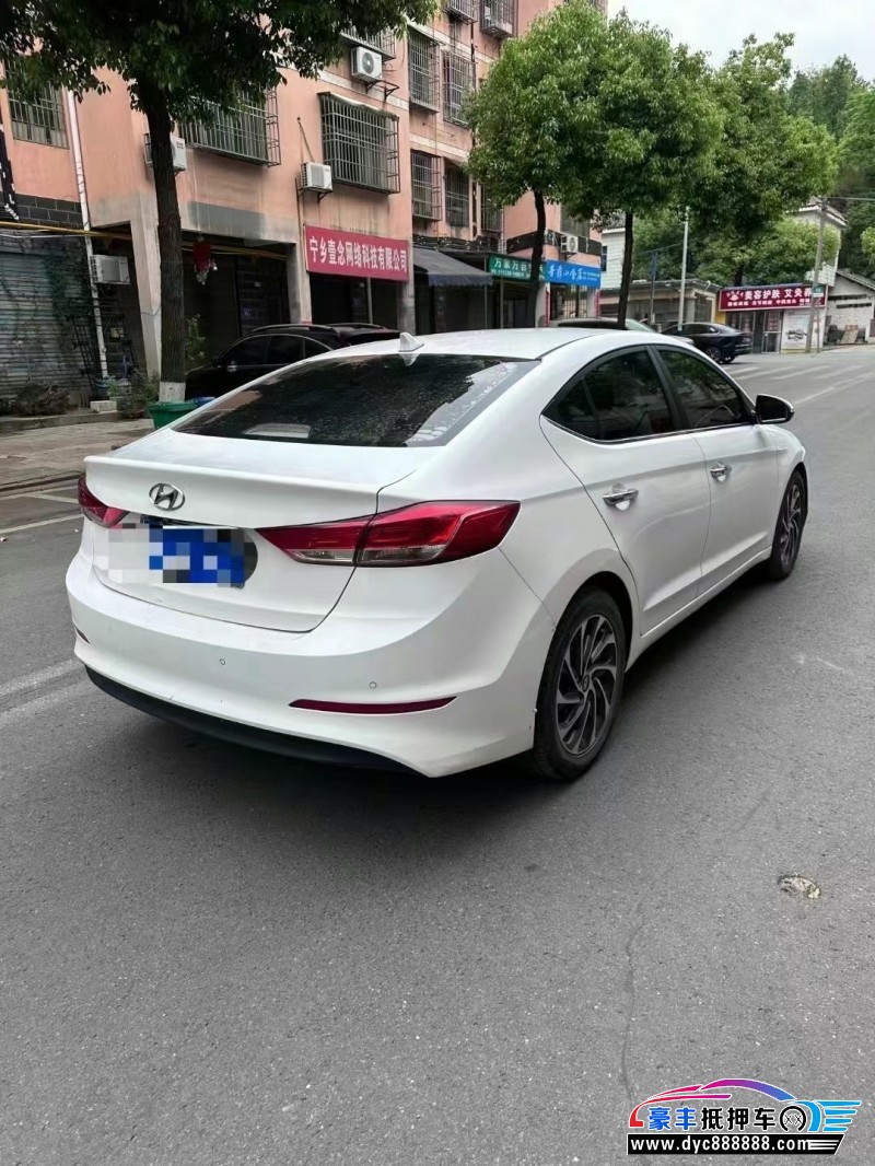 20年现代领动轿车抵押车出售