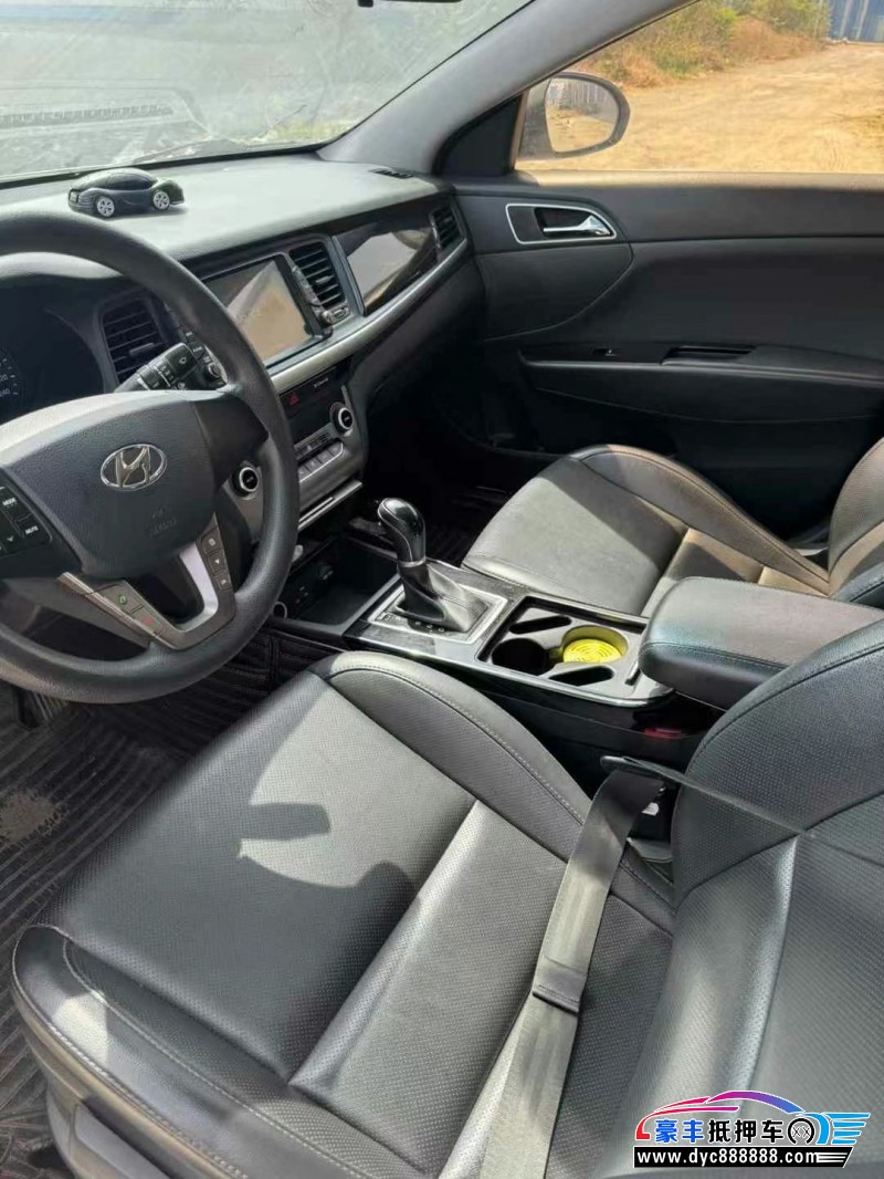 18年现代名图轿车抵押车出售