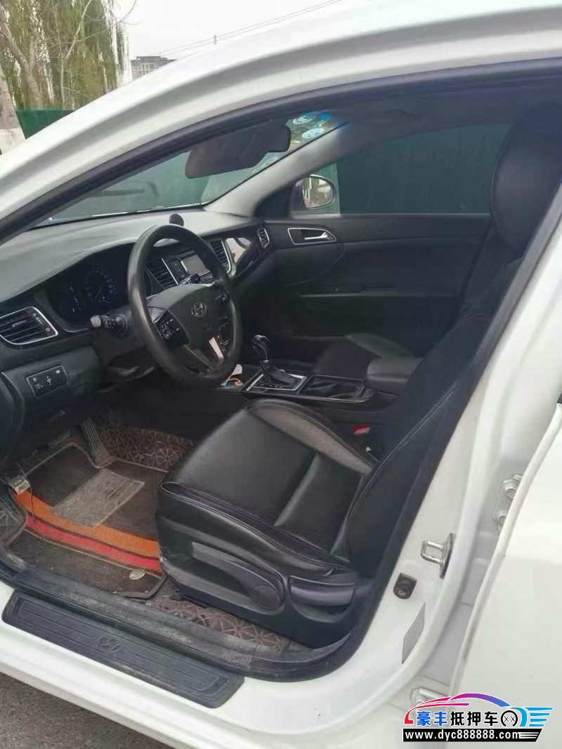 15年现代名图轿车抵押车出售