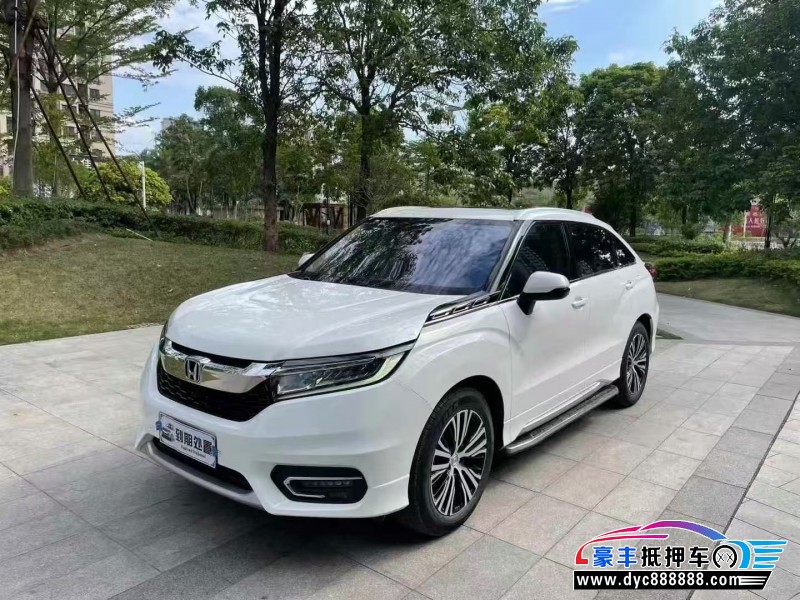 18年本田冠道轿车抵押车出售