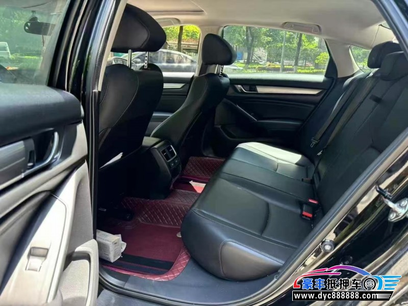 23年本田雅阁轿车抵押车出售