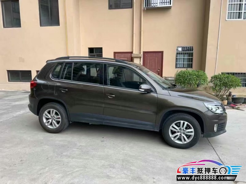 17年大众途观轿车抵押车出售