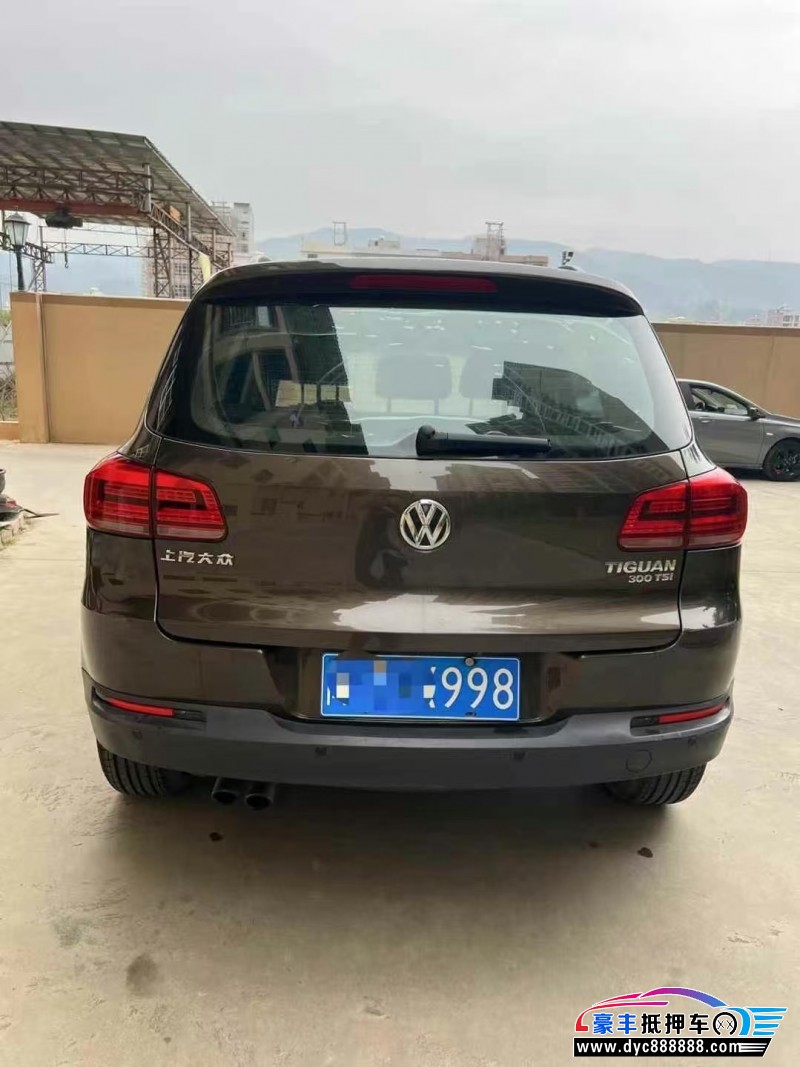 17年大众途观轿车抵押车出售