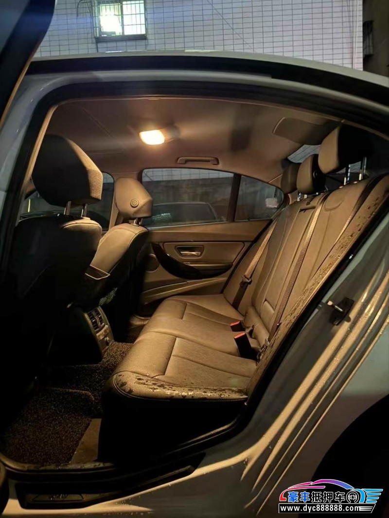 16年宝马3系轿车抵押车出售