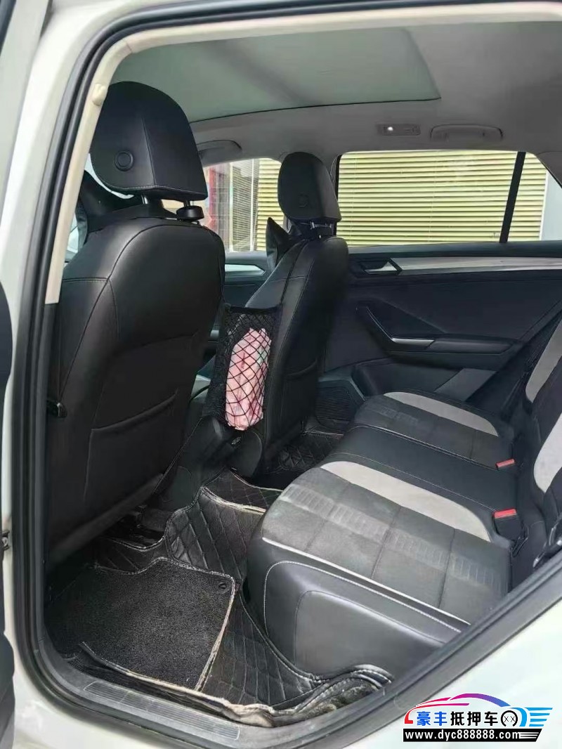 19年大众探歌轿车抵押车出售