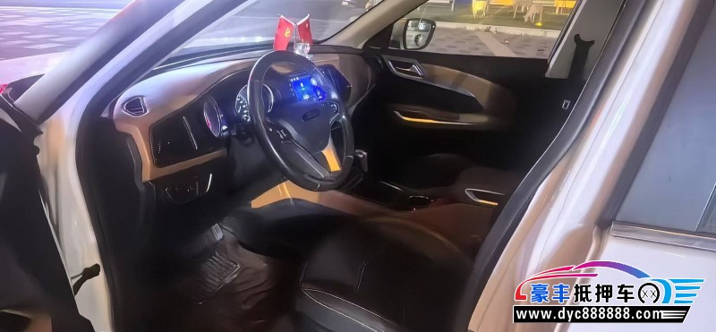 18年众泰T300轿车抵押车出售