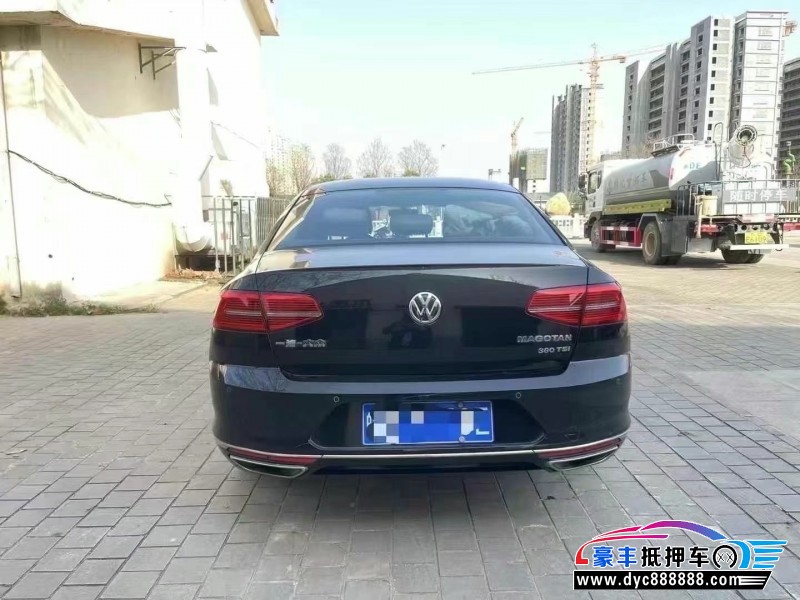 17年大众迈腾轿车抵押车出售