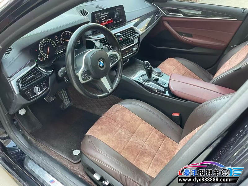 19年宝马5系轿车抵押车出售