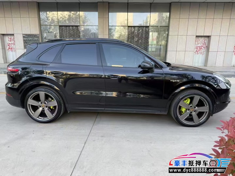 21年保时捷卡宴SUV抵押车出售