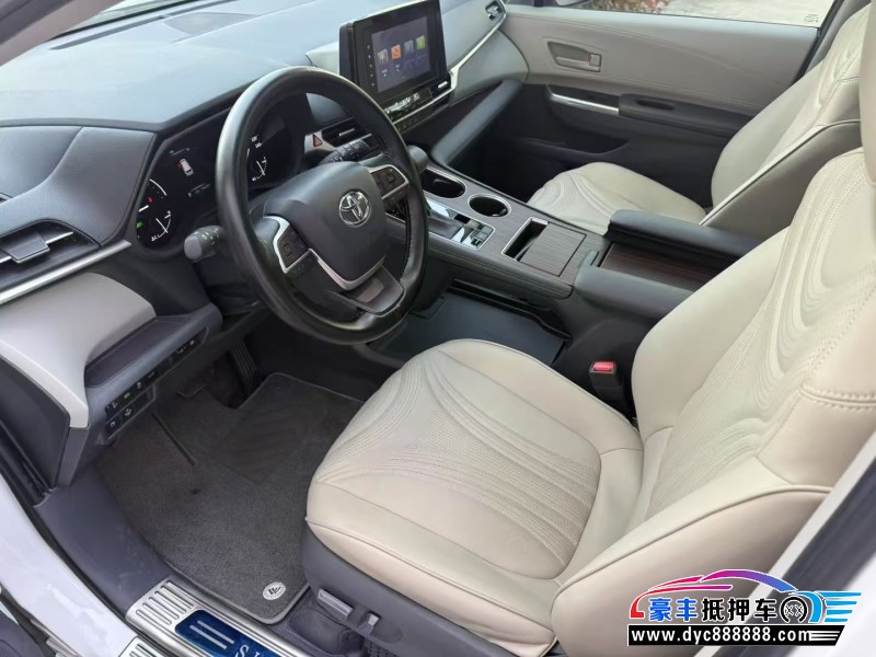 23年丰田塞纳MPV抵押车出售