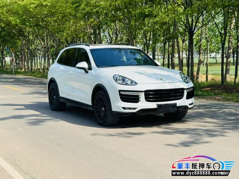 16年保时捷卡宴SUV抵押车出售