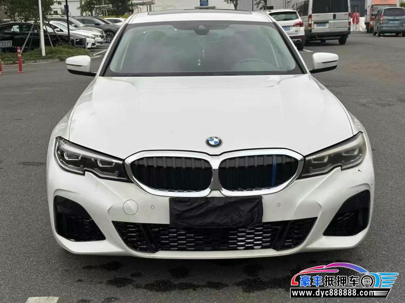 21年宝马3系轿车抵押车出售