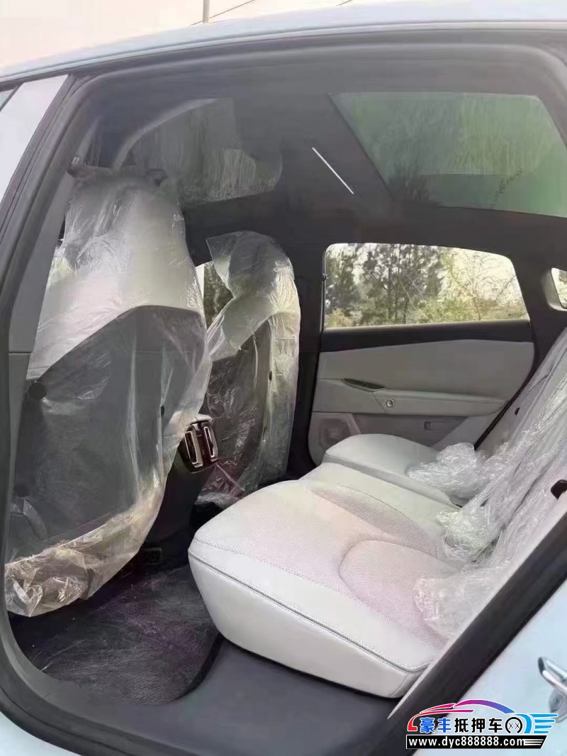 24年极狐阿尔法S轿车抵押车出售