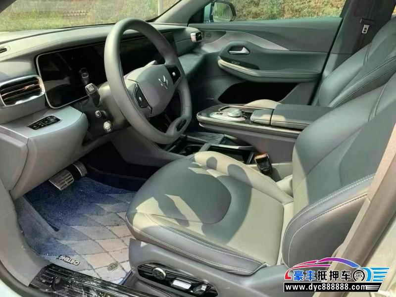 23年极狐阿尔法SSUV抵押车出售