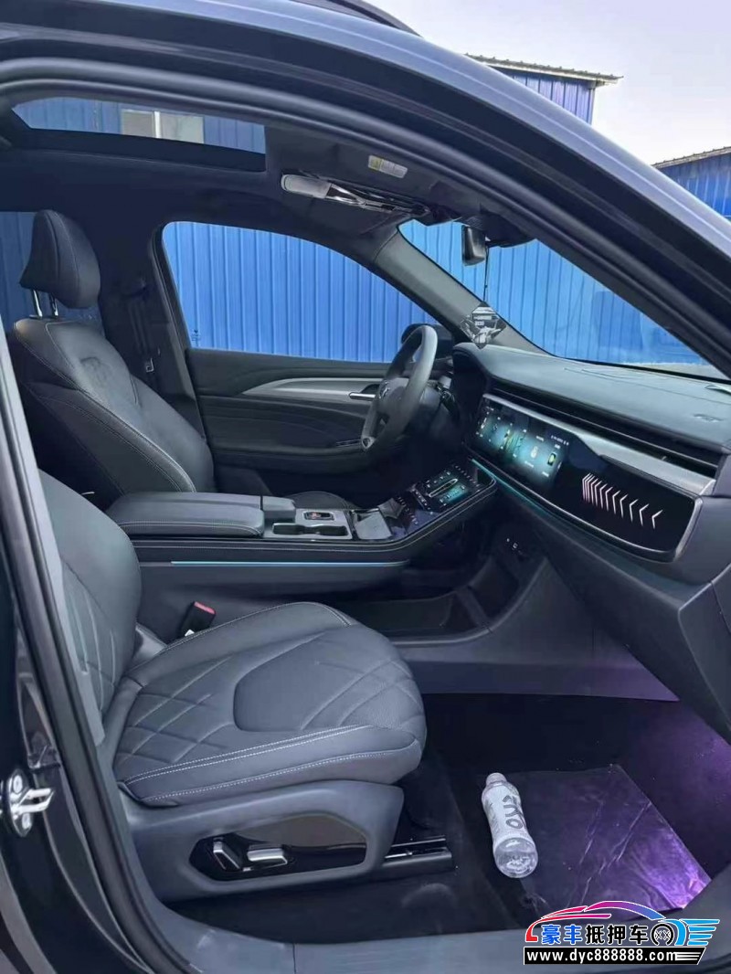 23年极狐阿尔法TSUV抵押车出售