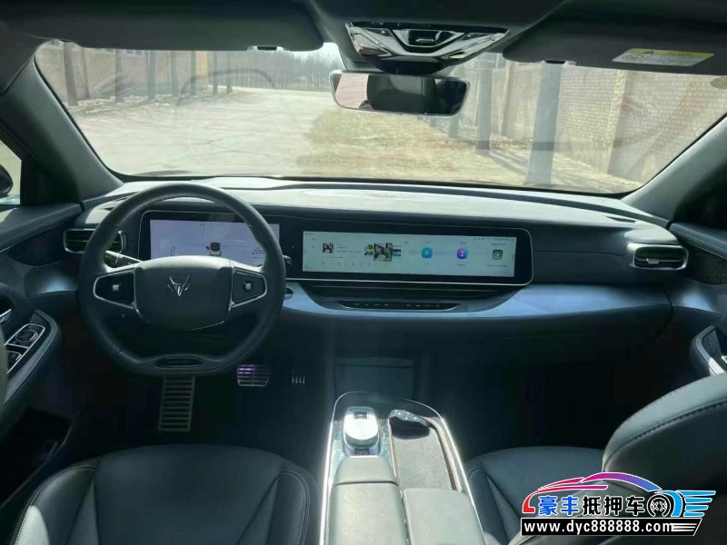 23年极狐阿尔法S轿车抵押车出售