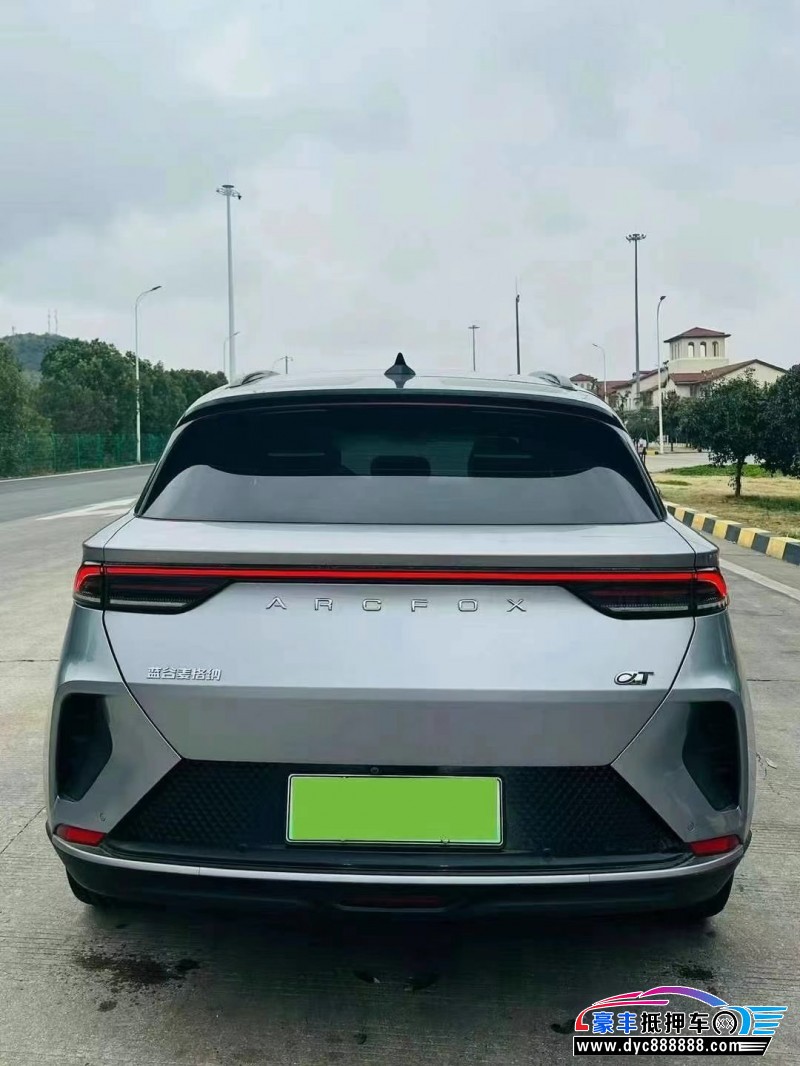 23年极狐阿尔法TSUV抵押车出售