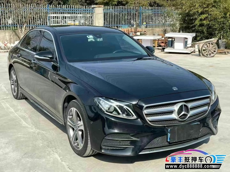 20年奔驰E轿车抵押车出售