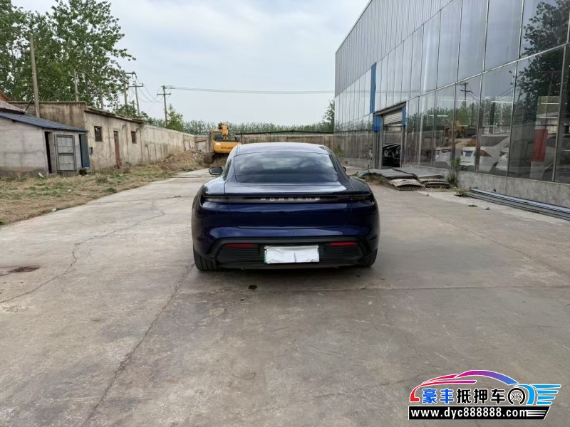21年保时捷TaYcan轿车抵押车出售