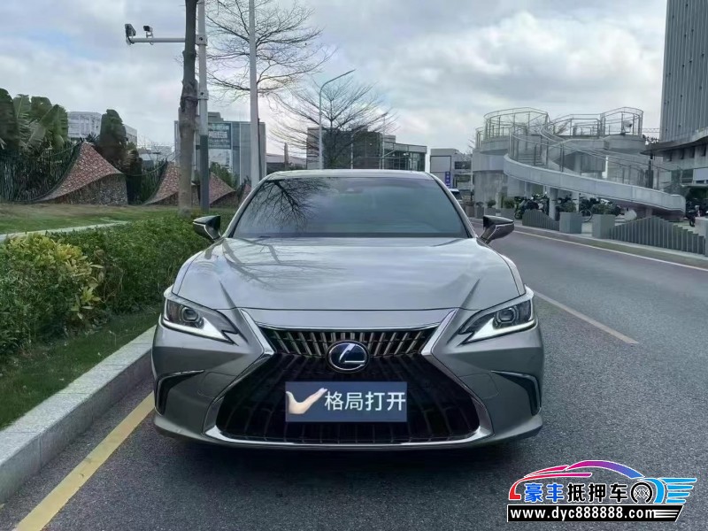 22年雷克萨斯ES轿车抵押车出售