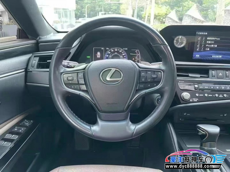 22年雷克萨斯ES轿车抵押车出售