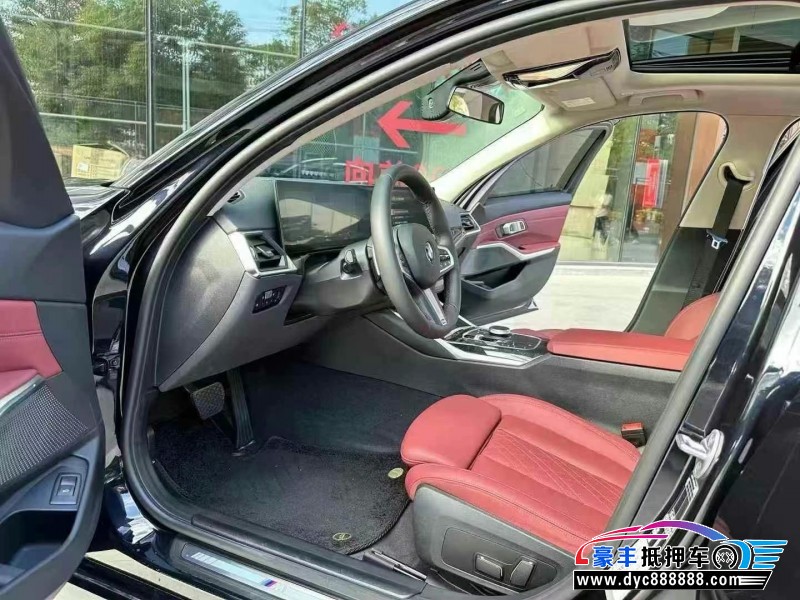 24年宝马3系轿车抵押车出售