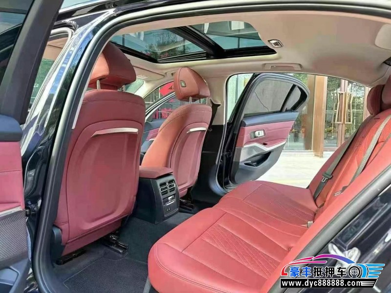 24年宝马3系轿车抵押车出售