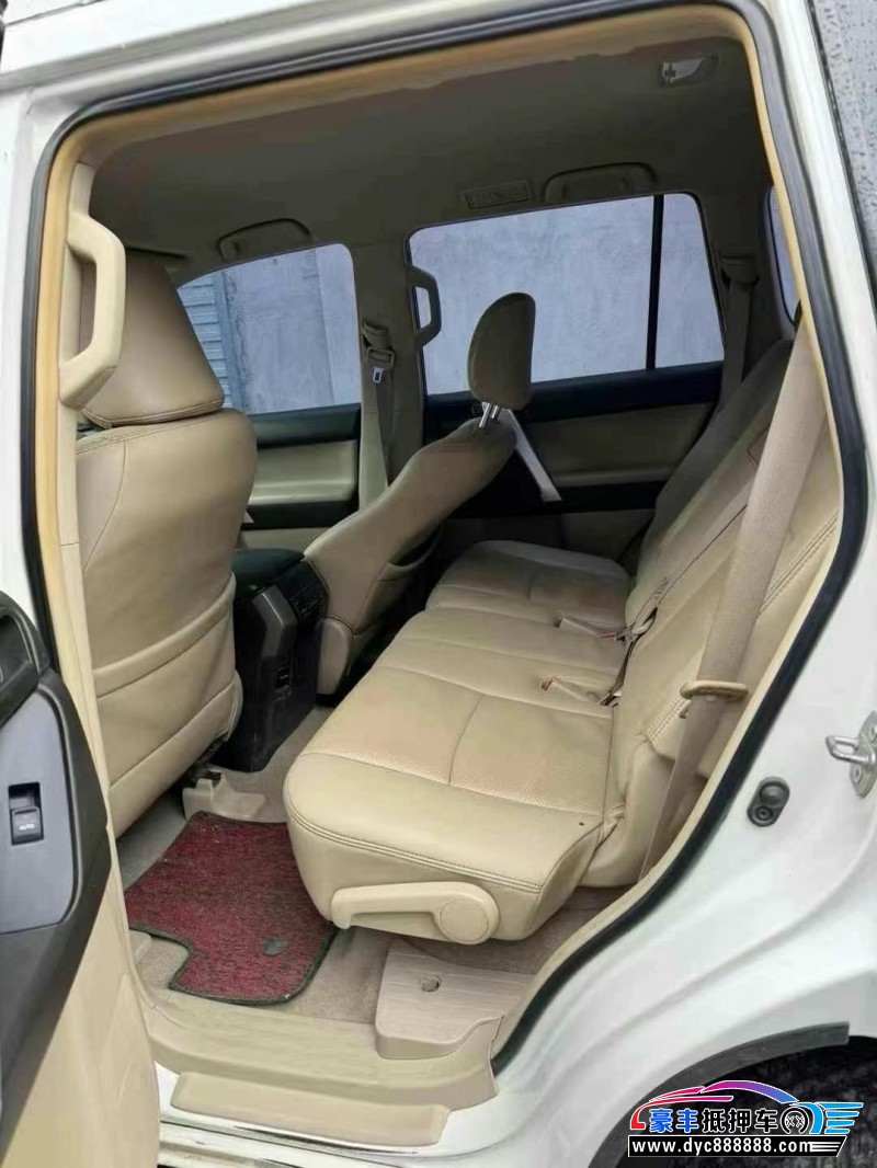 14年丰田普拉多（霸道）轿车抵押车出售