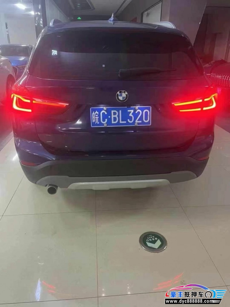 17年宝马X1轿车抵押车出售