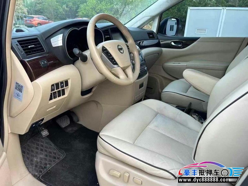 17年日产贵士轿车抵押车出售