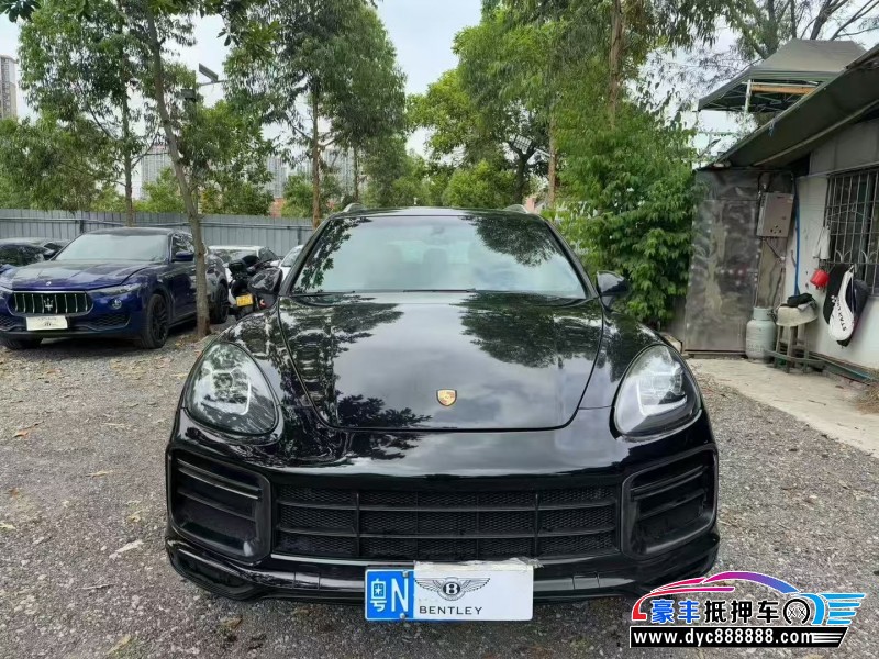 15年保时捷卡宴轿车抵押车出售