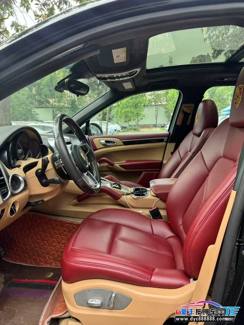 15年保时捷卡宴轿车抵押车出售