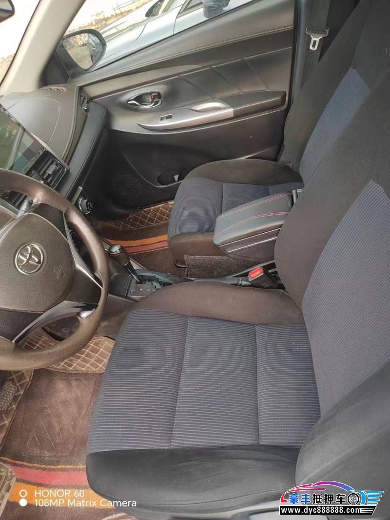 16年丰田YARiS L 致炫轿车抵押车出售