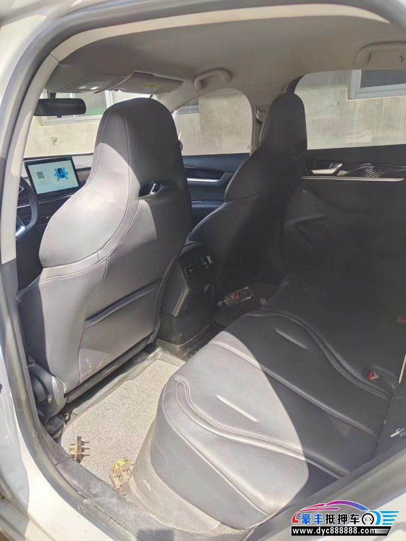 24年比亚迪秦轿车抵押车出售