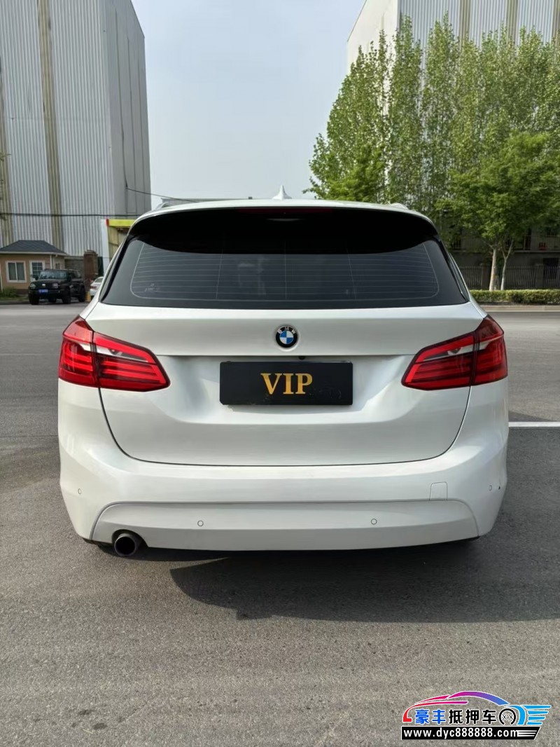 18年宝马2系轿车抵押车出售