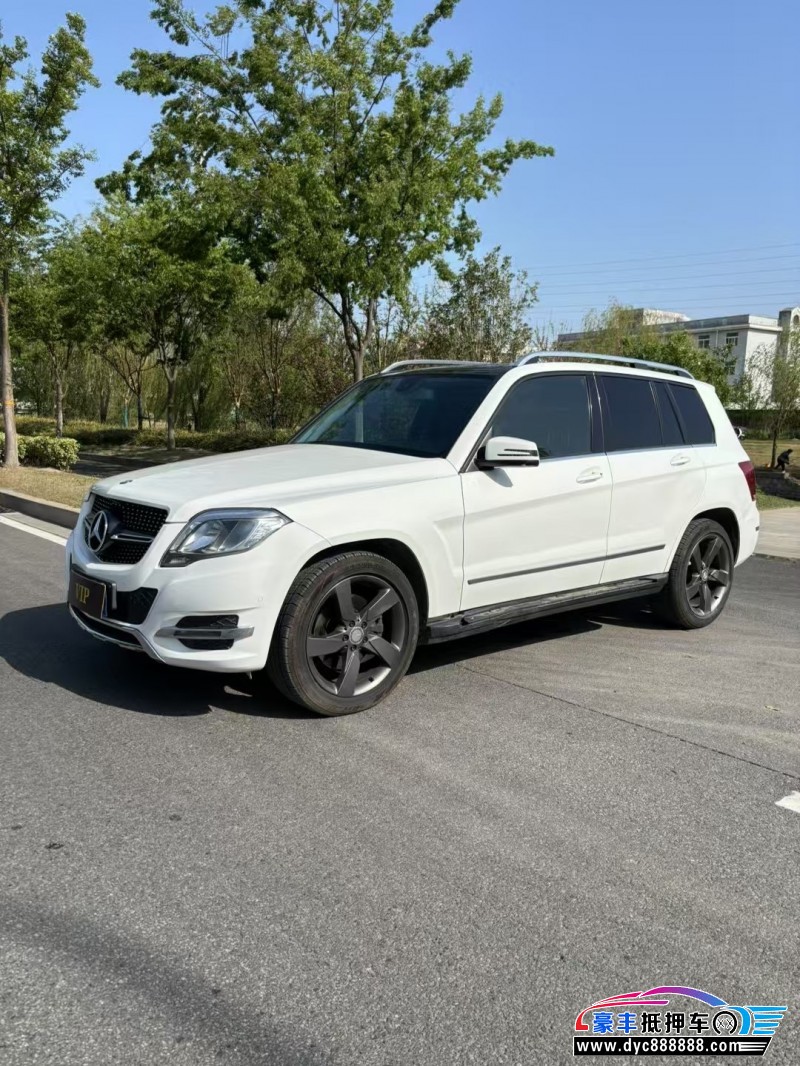 14年奔驰GLK轿车抵押车出售