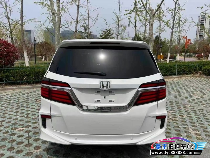 18年本田艾力绅轿车抵押车出售