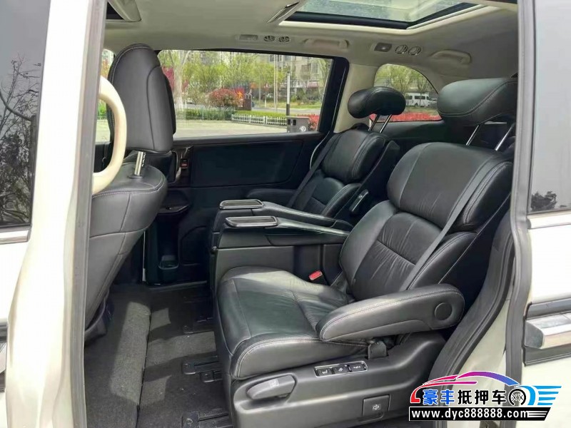 18年本田艾力绅轿车抵押车出售